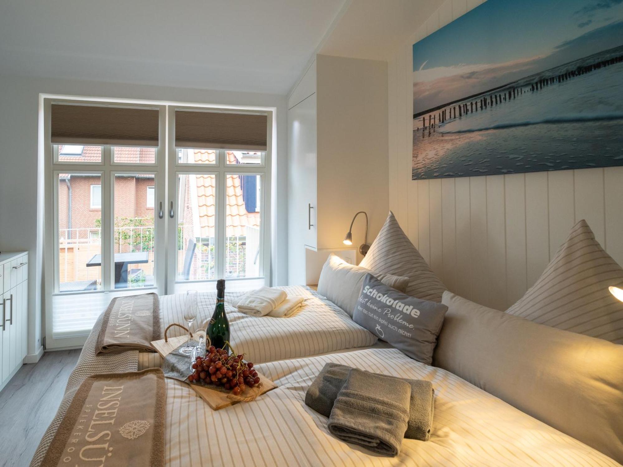 Inselsuenn Hotel Und Apartments Spiekeroog Kültér fotó